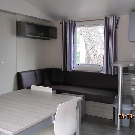 Quest En France Holidays - Mobile At Sur Camping Jard-sur-Mer