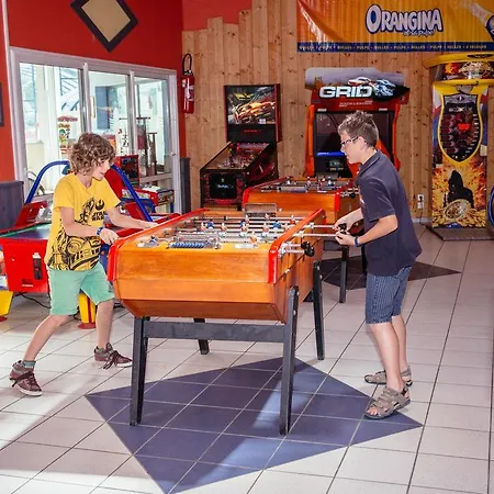 Kemping Quest En France Holidays - Mobile At Sur Jard-sur-Mer